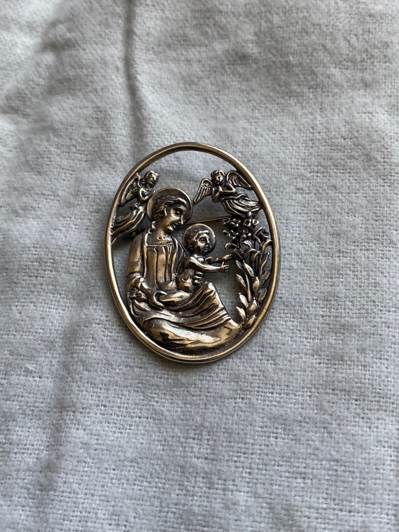 Sterling Madonna and Child Brooch