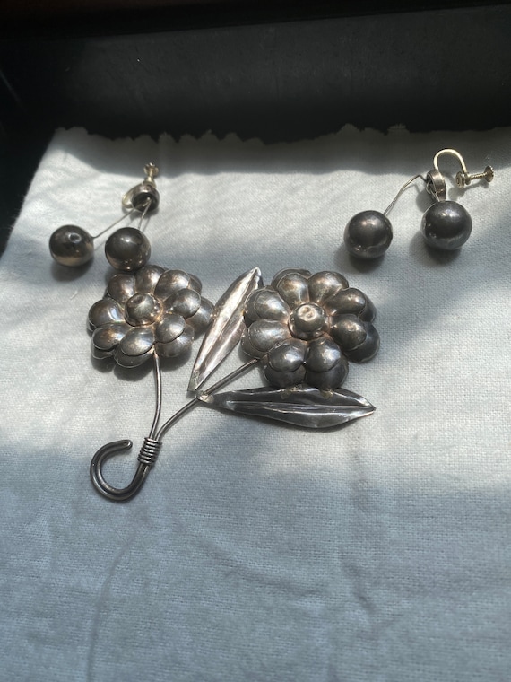 Vintage Sterling Silver Brooch and Earring Set - image 1