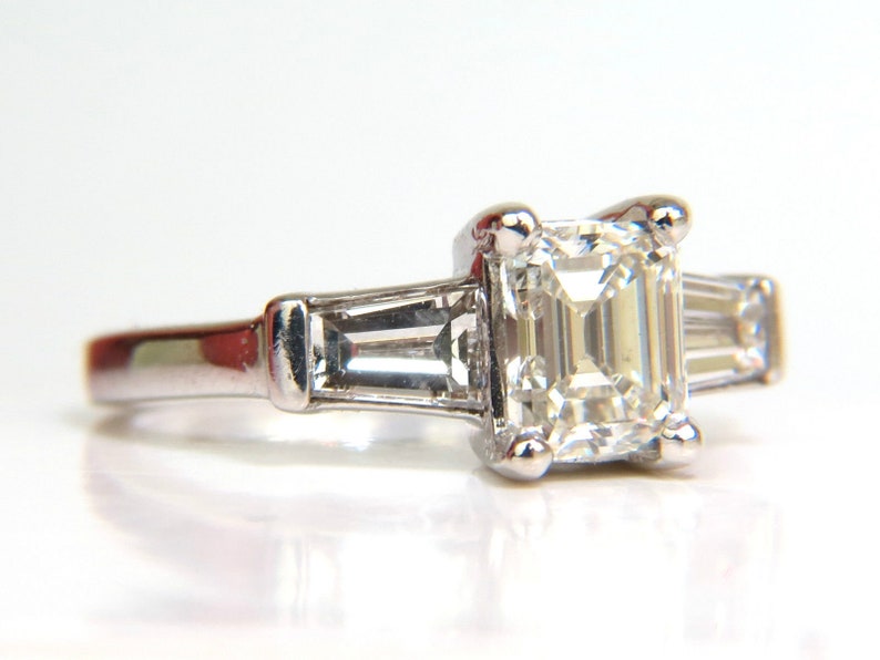 GIA 1.56CT Brilliant Emerald Cut Diamond Ring J/Vvs2 Solitaire image 6