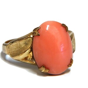 12x10mm natural 4ct pink Coral ring 10kt