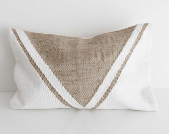 Minimalist Scandinavian Cushion Cover | Natural Cotton & Jute | Eco-Friendly Design | 30x50cm - 0.98x1.64 feet