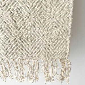 Small Light Beige Handwoven Cotton Rug Soft Washable Mat for Nursery, Bathroom, Bedside, Kitchen, Hallway Entryway, Cream Minimalist Carpet