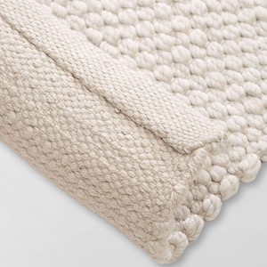 Off-White Recycled Plastic Rug: Handwoven PET Indoor Outdoor Rug, Textured Coastal Style for Patio and Living Room