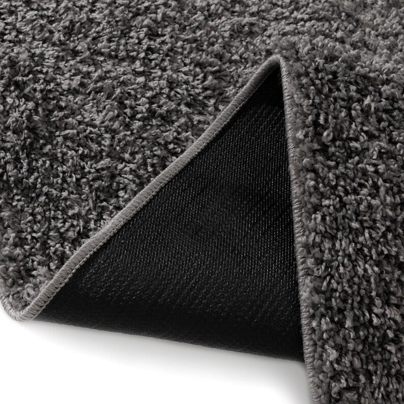 Cream Washable Shaggy Area Rug, Soft Solid Polypropylene Rug with Non Slip Backing Gray