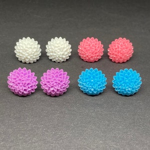 Dahlia Stud Earrings, Vintage Style coloured flower Earrings, Flower Stud Earrings, Floral Jewelry