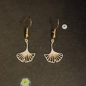 Gold Ginkgo Leaf Earrings, Vintage Style Dangly Earrings with Leaves, Leaf Jewelry