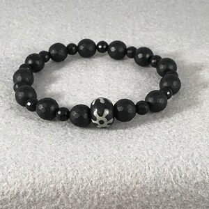 Black onyx and bone bead bracelet; black bracelet; men&#39;s bracelet; man bracelet; bracelet for men; unisex bracelet