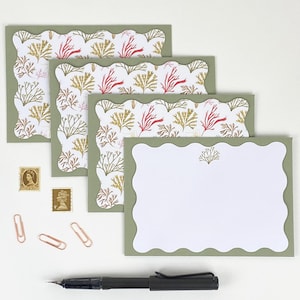 Juego de tarjetas con algas: papelería costera pintada a mano