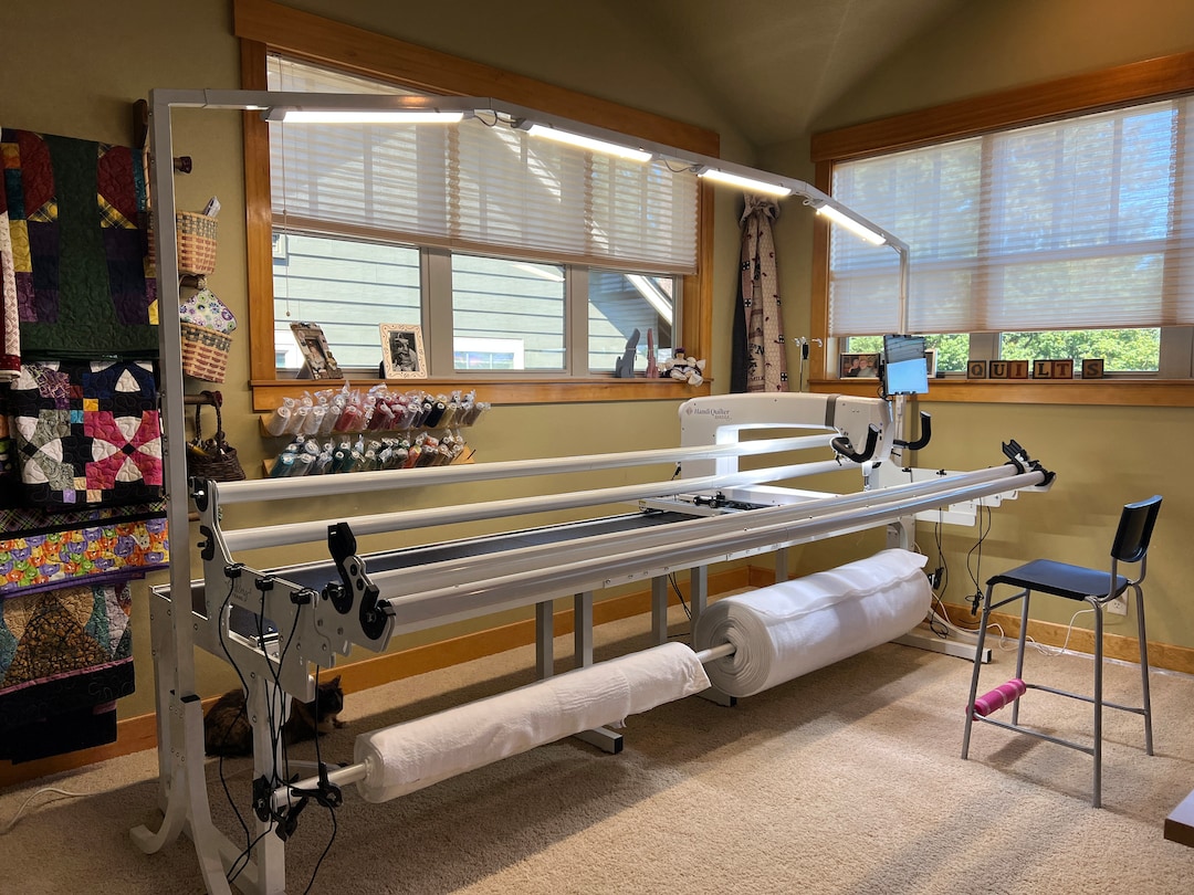 Longarm quilting machine rental