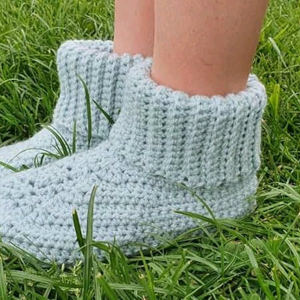 PATRON AU CROCHET PDF - Patron de chaussons pour enfants au crochet | Chaussons enfant au crochet travaillés à plat | Modèle de chaussettes pour enfants au crochet | Chaussettes Enfant Au Crochet