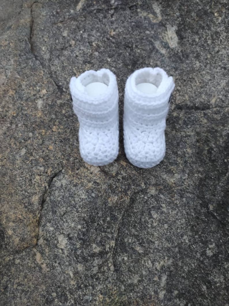 CROCHET PATTERN Crochet Baby Ugg Boots Crochet Baby Booties Pattern Crochet Baby Socks Crochet Infant Slippers 3 Sizing Options image 6