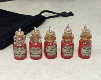 D&D Label Health Potion Bottles Bulk, Dungeons and Dragons Accessories for DnD Players, DND Gift for Dungeon Master, Healing Potion 5e