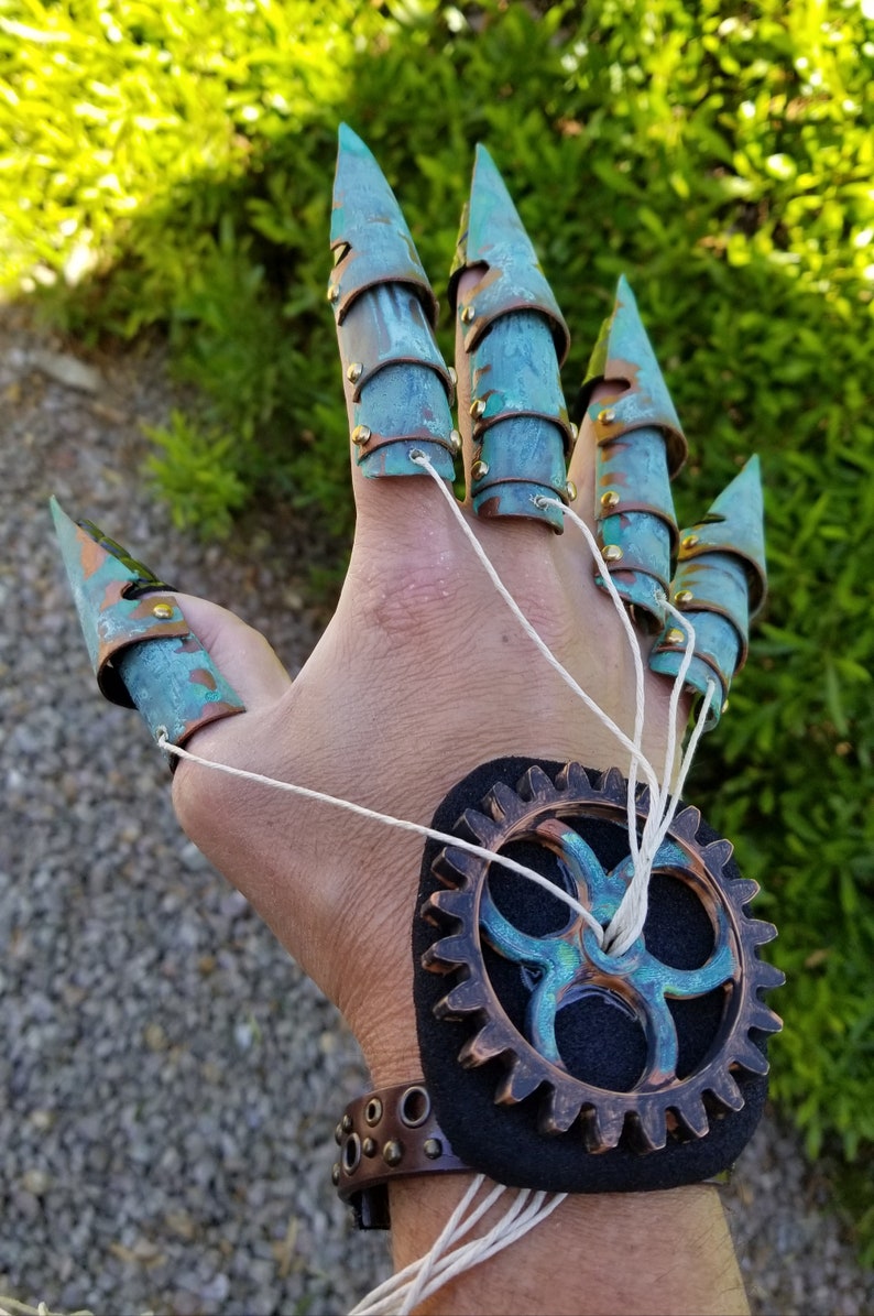 Fantacy Claws for haloween Steampunk Masquerade dress up Steampunk Accessories road warrier armegedon