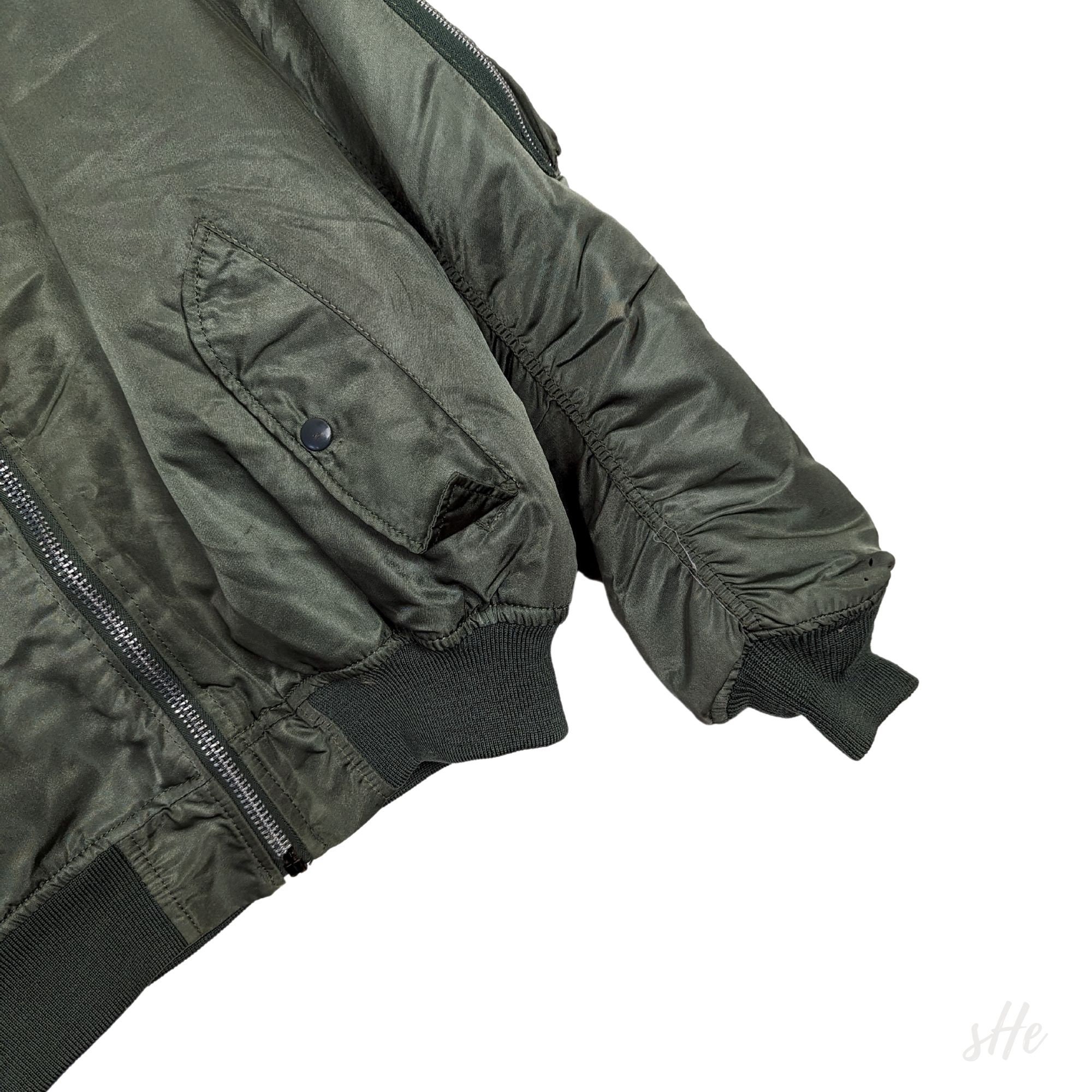 Rare 60's Era MA-1 Bomber Jacket L - Authentic Reversible Rare 60's Era MA-1 Bomber Jacket L - Authentic Reversible