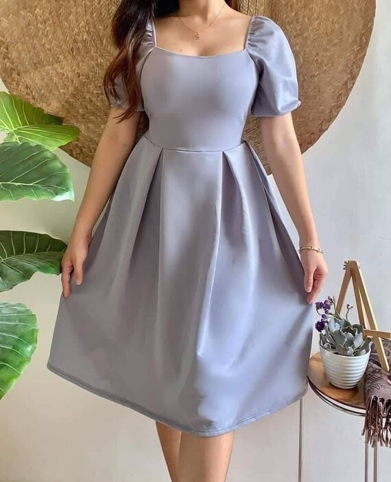Pleated dress. Fits Small-Medium. Pleated dress. Fits Small-Medium.
