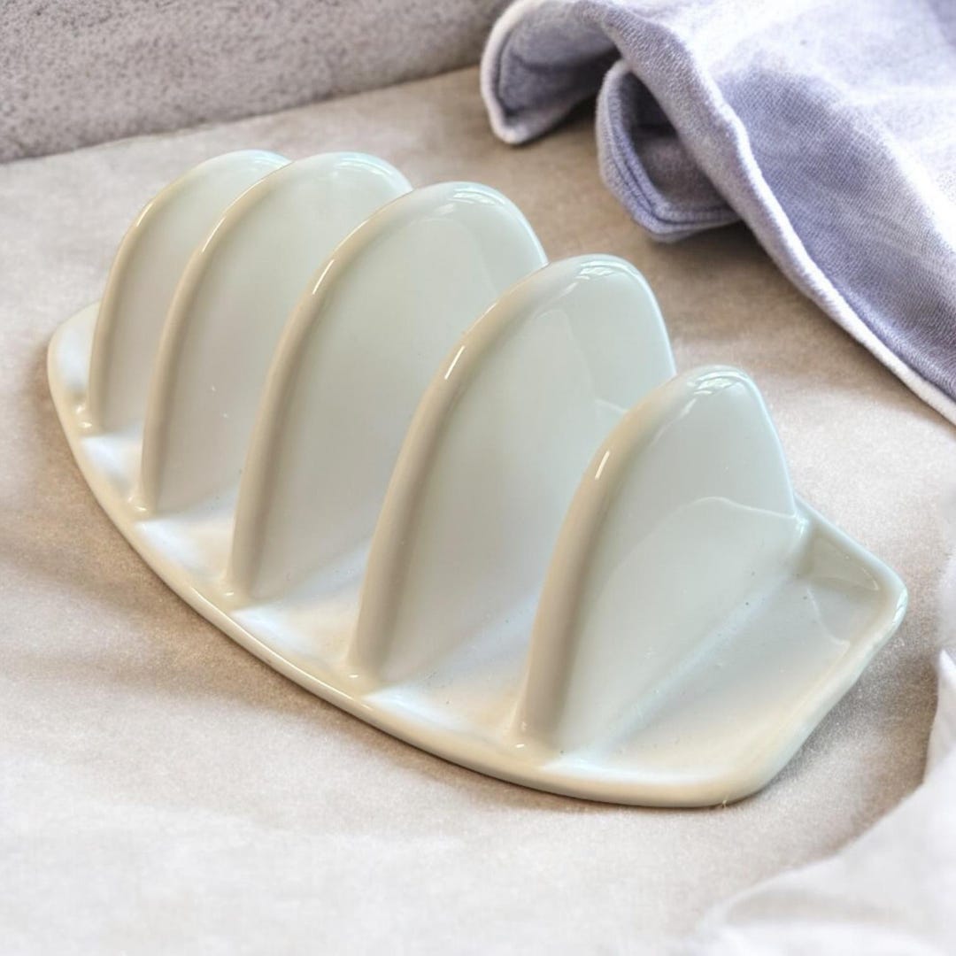 Vintage 1960s White Pottery Toast Rack - Etsy