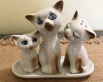 Vintage Cat Salt Pepper Toothpick Holder on Tray