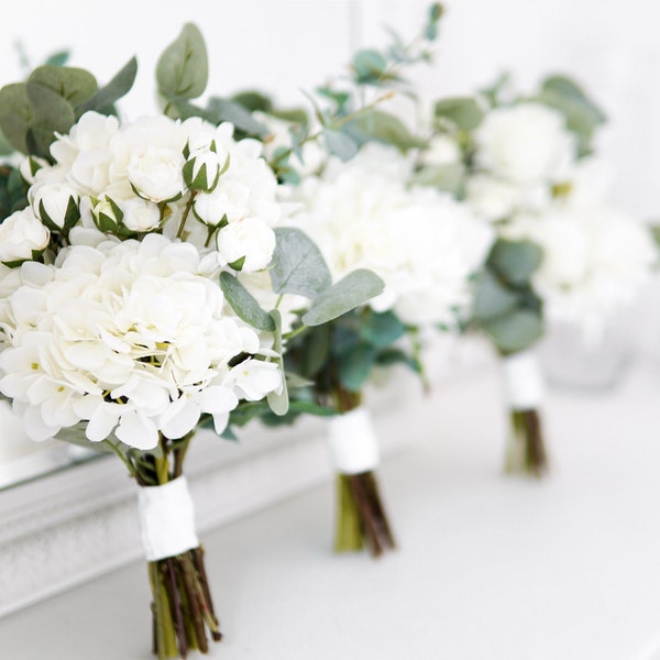 White Rose & Eucalyptus, White Bridal Bouquet, Faux Wedding Flowers, Wedding Bouquet, Bridal Bouquet, Faux White Roses, Faux Eucalyptus