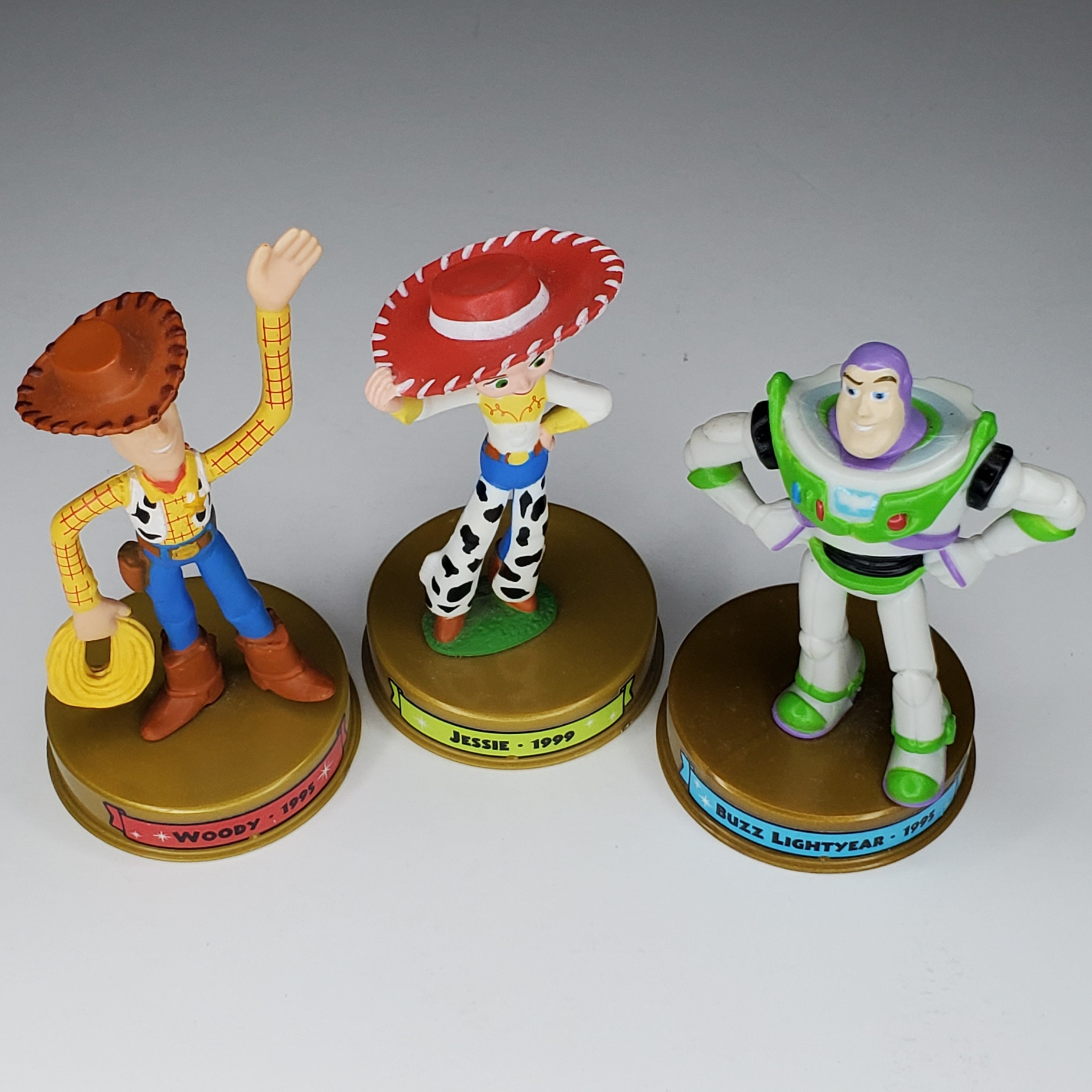 トイ・ストーリーフィギュアBuZZ woody jessie Disney Pixar Toy Story Lot Talking Buzz Lightyear Woody