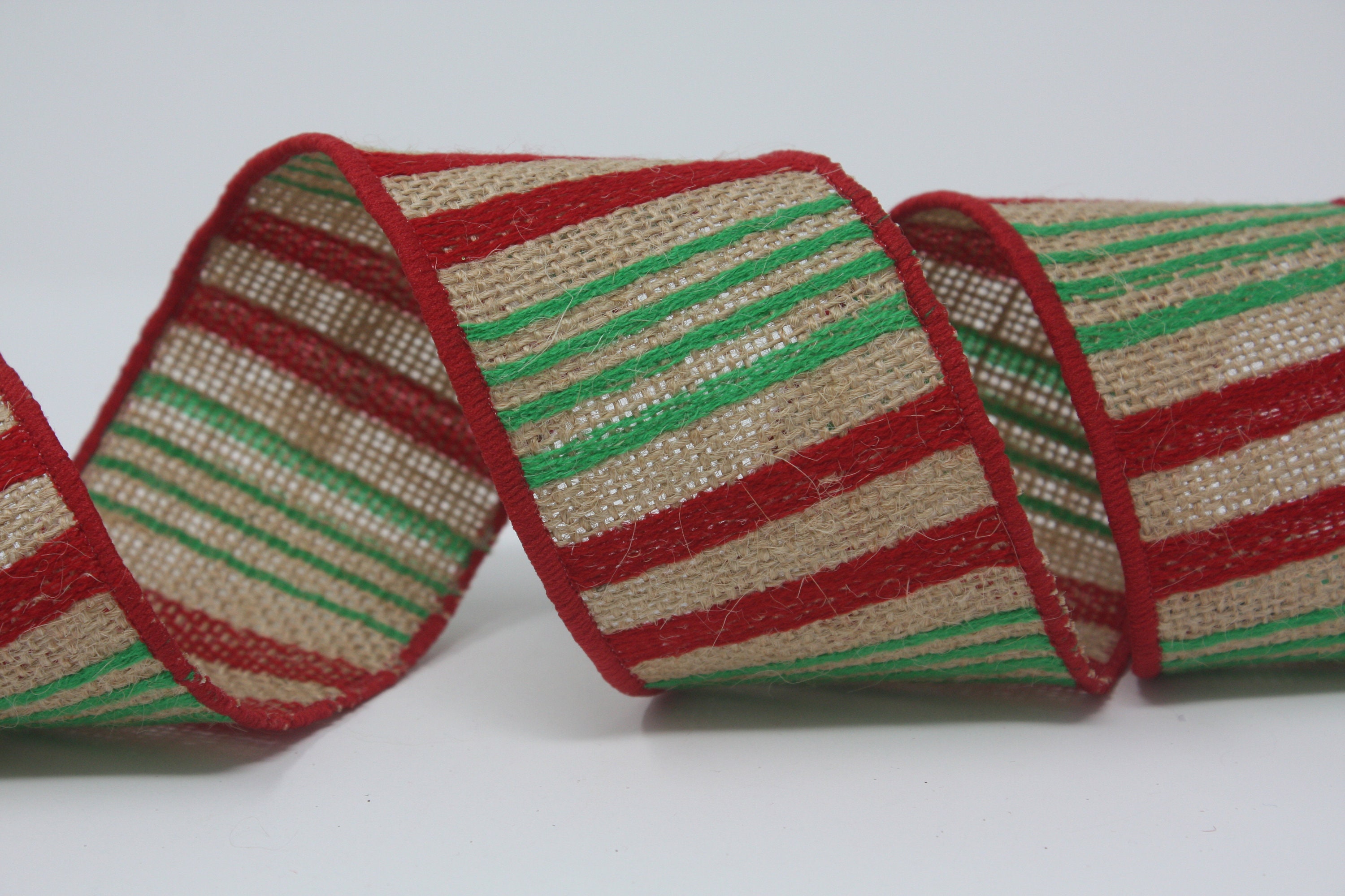 Noël de ruban par la toile de Jute rayure vert rouge rouleau 2,5" vacances rouleau Couronne Swag d’alimentation 10 verges Noël de ruban par la toile de rouge Jute rayure vert rouge de rouleau 2,5