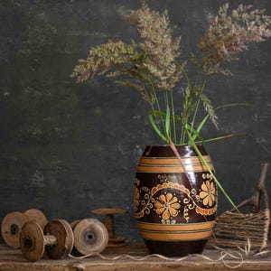 689 Handpainted traditional terracotta jar from Ukraine, Antique pottery vessel, Ancient terracotta vase for flowers, Antique terracotta jar