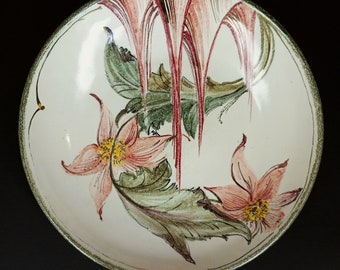 Antiker handbemalter Porzellan Wandteller mit Blumenmuster