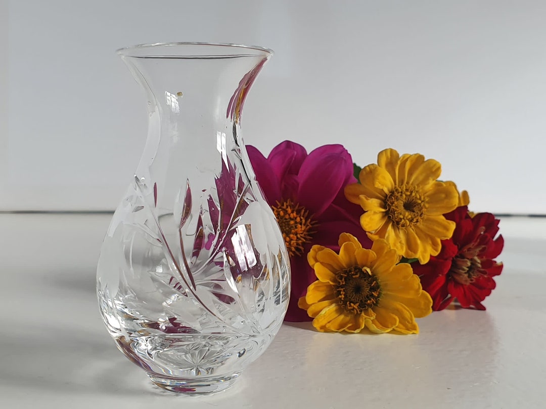 Vintage Clear Glass Vase With A White Fauna Botanical Design - Etsy