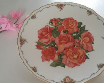 Vintage Royal Albert Bone China  &#39;Elizabeth of Glamis&#39; Plate, Queen Mothers Favourite Flower Collection