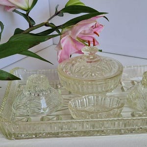 Conjunto de penteadeira/penteadeira de vidro pesado estilo vintage Deco Depression, 5 peças
