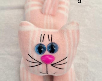 手作りのぬいぐるみ猫：ぬいぐるみホームデコレーション（25 x 10 cm