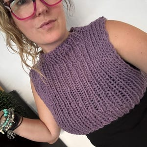 Chunky Knit Crop Top Pattern – Easy & Quick, Beginner-Friendly, Made with Chunky Yarn
