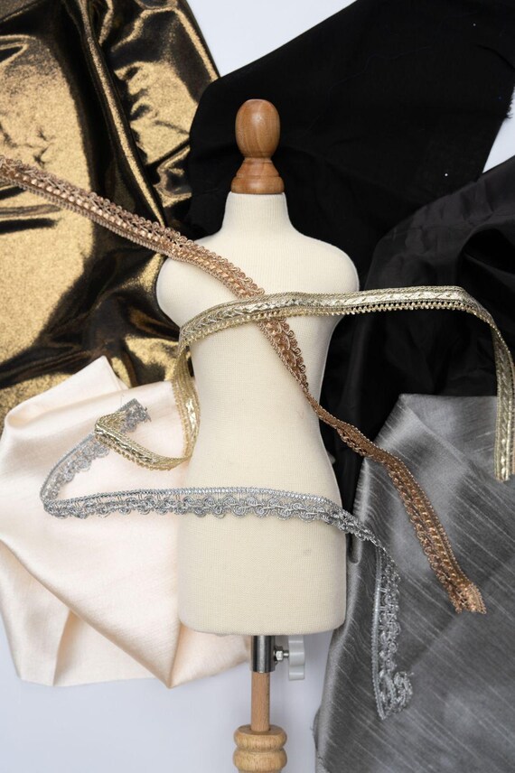 Mystery Golden Hour Fabric Kit | Upcycled Pre-loved Fabrics in Blacks,  Browns & Metallics | Eco-friendly Sewing Materials - Etsy
