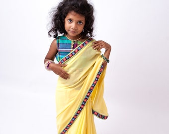 Small baby deals girl in saree