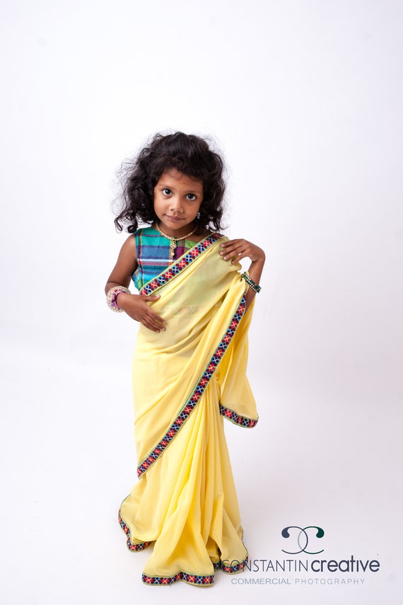 Little Girl Saree With Blouse, Indian Kids Wear, Kids Party Wear Saree,  Kids Designer Saree, Ethnic Indian Saree, Ready to Wear Saree -  Denmark
