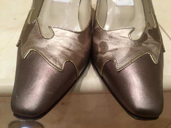 Vintage Ladies Leather Court Shoe Renata Gold Bro… - image 2