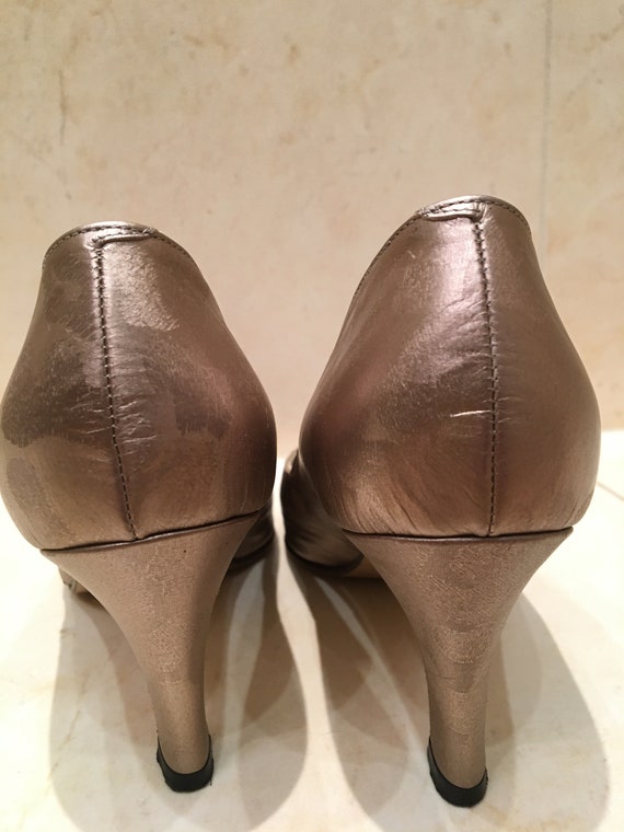Vintage Ladies Leather Court Shoe Renata Gold Bro… - image 3