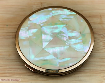 Mother of pearl-Vintage Make Up/Powder Compact-1pi, compact mirror, vintage compact, handheld mirror, vintage vanity