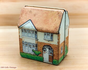 Dana Kubick Hunkydory Miniature House Shaped Vintage Storage Tin (7cm)