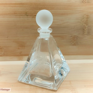 Lead Crystal pyramid rose floral-13cm-Vintage Collectable Perfume/Scent Bottle empty perfume bottle, empty glass bottle