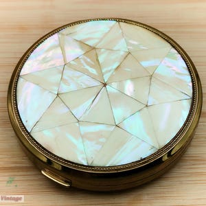 Melissa Mother of Pearl-Vintage Make Up/Powder Compact-201, compact mirror, vintage compact, handheld mirror, vintage vanity