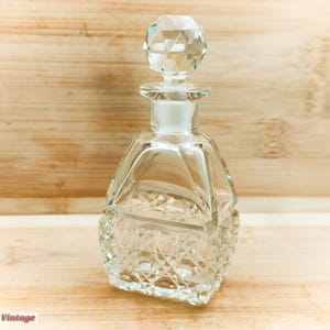 Crystal/glass small decanter-12cm-Vintage Collectable Perfume/Scent Bottle-u, empty perfume bottle, empty glass bottle