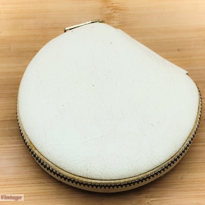 White Leather-Vintage Ladies Powder Compact -0re, compact mirror, vintage compact, handheld mirror, vintage vanity
