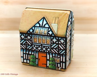 Dana Kubick Hunkydory Miniature House Shaped Vintage Storage Tin (7cm)