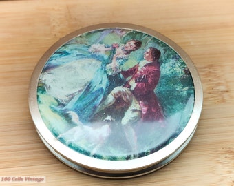 Courting Couple-Vintage Ladies Powder Compact -0re