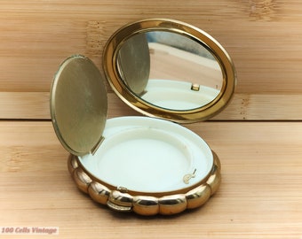 Kigu Oval With Diamantes and Patina-vintage Ladies Powder