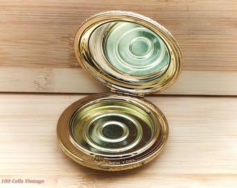 Revlon Textured Gold Turn-vintage Ladies Powder Compact-1pi