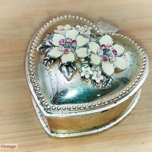 Heart Enameled jewelled flowers metal-7cm-Vintage Trinket/Pill/Jewellery Box 0ye keepsake box, jewelry box, trinket box, treasure box