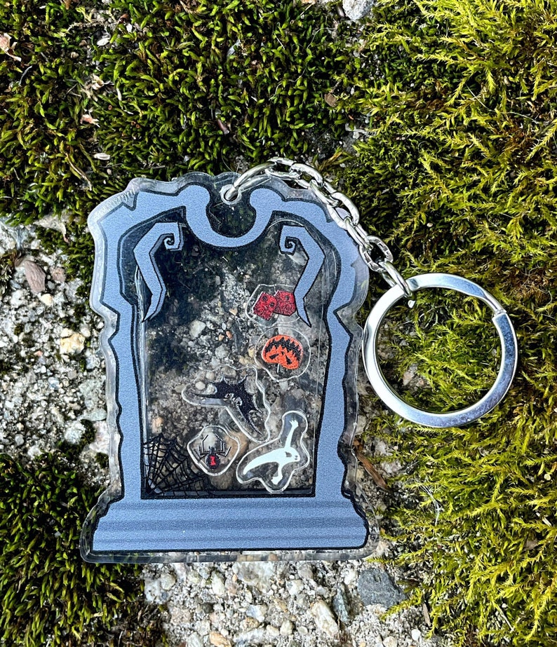 Nightmare Grave Shaker Keychain 