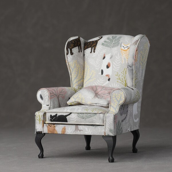 1:6 Scale Exquisite Meow Antique Wingback Chair for Blythe Momoko and Dolls