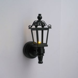 2PCS Dollhouse LED Outdoor Coach Lamps in 1:12 Scale